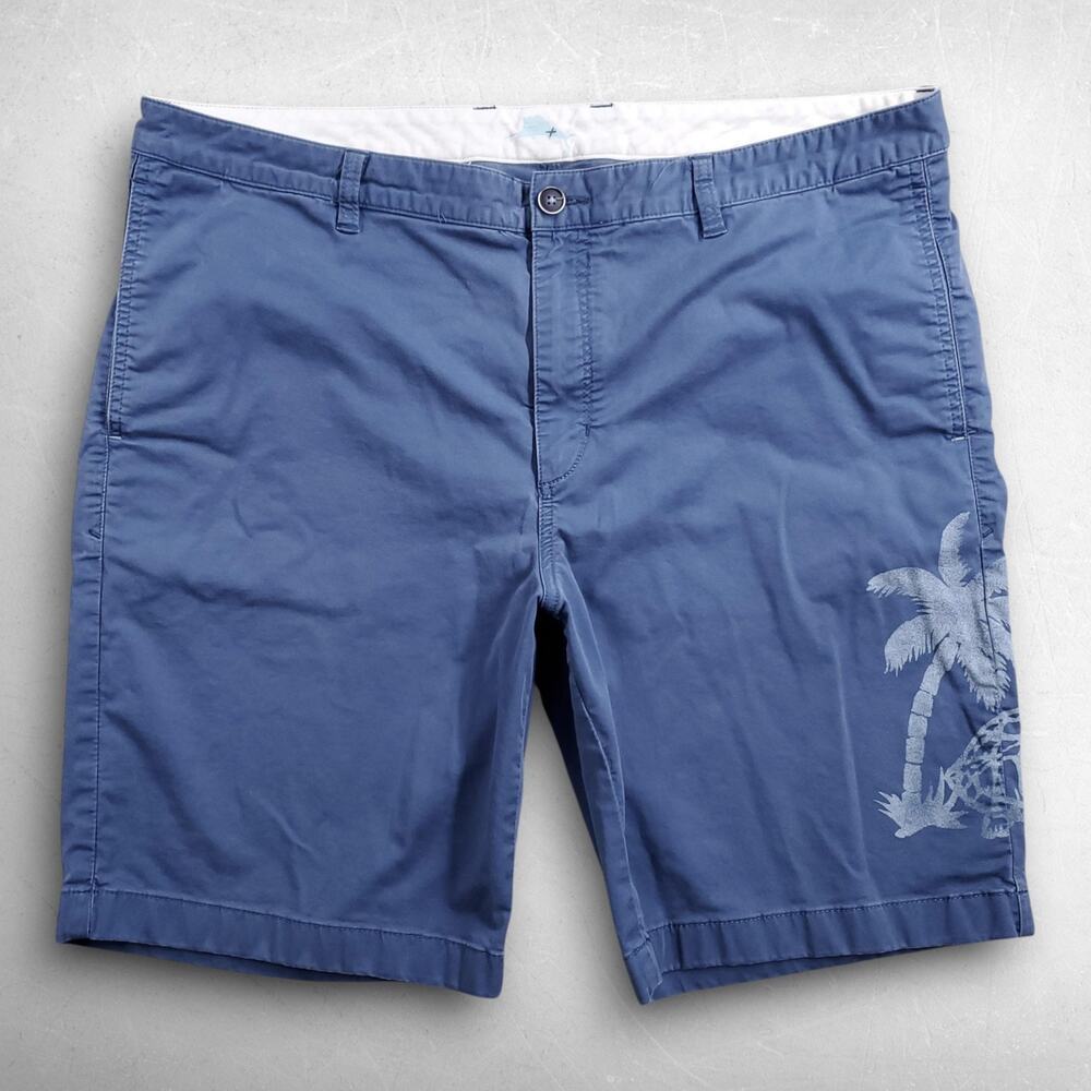 Tommy‎ Bahama Chino Shorts Mens 40 Blue Flat Front Stretch Turtle Print Casual
